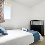 Appartement Avec Terrasse, Piscine Et Parking *